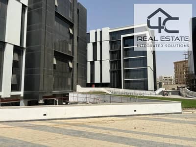 Office 60m for sale in hyde park with Down payment and Installments ready to move