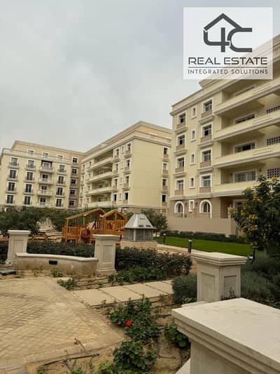 Apartment 229m All Rooms in view landscape ,fully finished,furnished with air conditioners Ready to move with installments in Hyde park new cairo