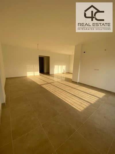 Apartment 130 m 2 bedroom fully finished with Ac. s with  prime view for sale with down payment and instalment in fifth square compound new cairo