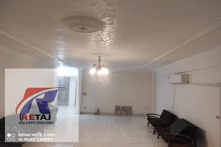 Apartment for rent with kitchen and air conditioners in Al Yasmeen 1, First Settlement                                                              .