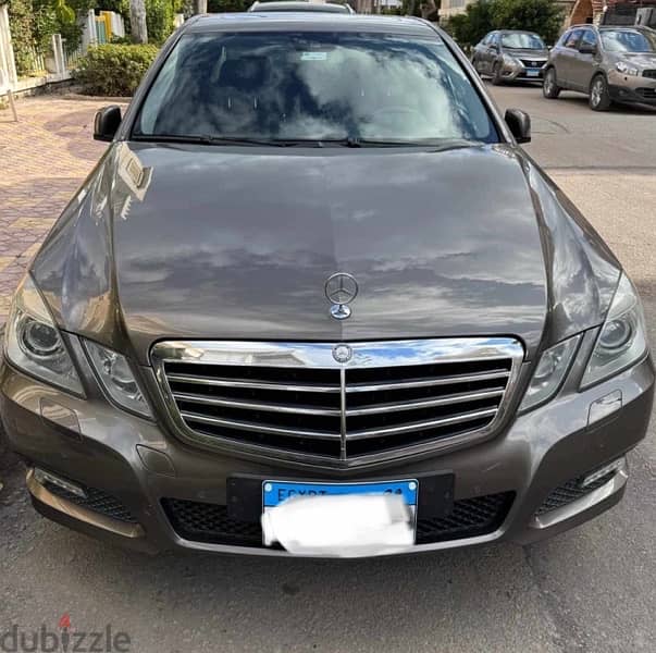 Mercedes-Benz E300 2011 0