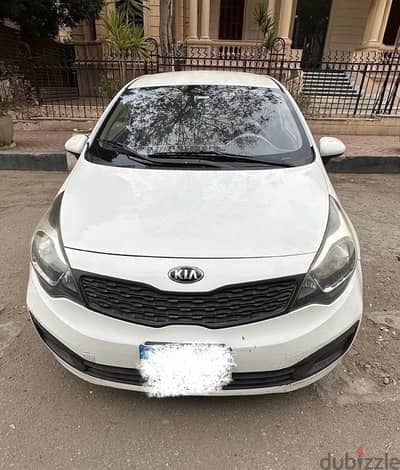 كيا ريو 2015 فابريكة بالكامل اول مالك من الزيرو Kia Rio 2015