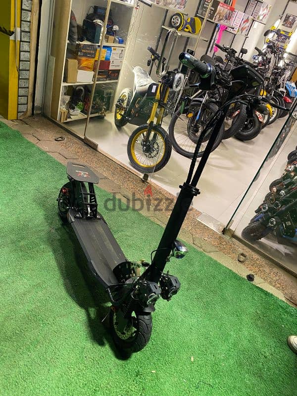 Scooter كهرباء 0