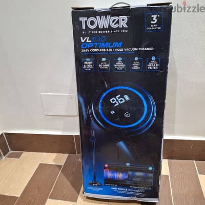 Tower vacuum cleaner