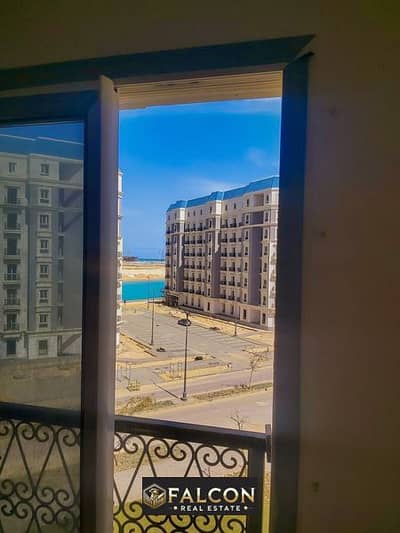 Finished apartment ready for delivery in 12 years installments in the Latin Quarter with a fantastic view of the lagoon and the new El Alamein Towers