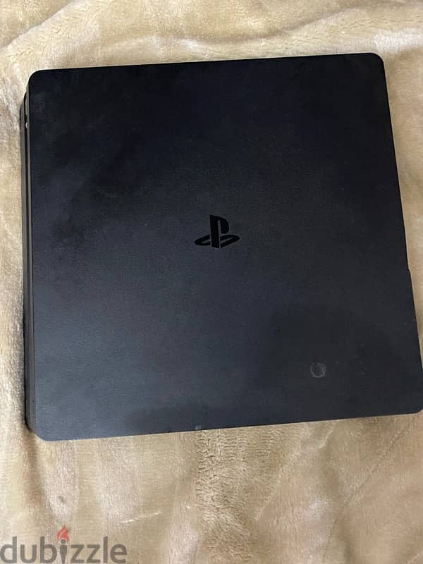 ps4 slim 1