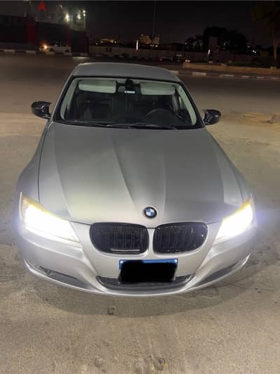 BMW 318 2011