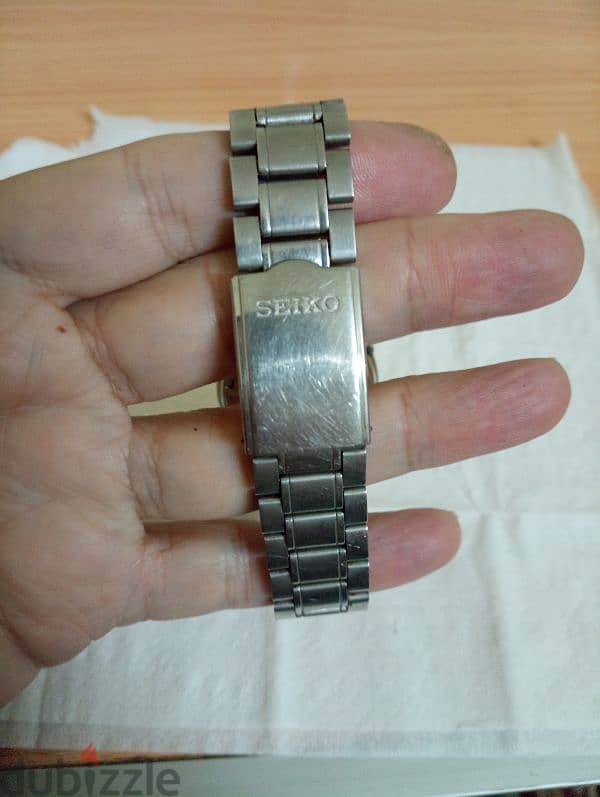 ساعة seiko5 اتوماتيك حاله ممتازة 6