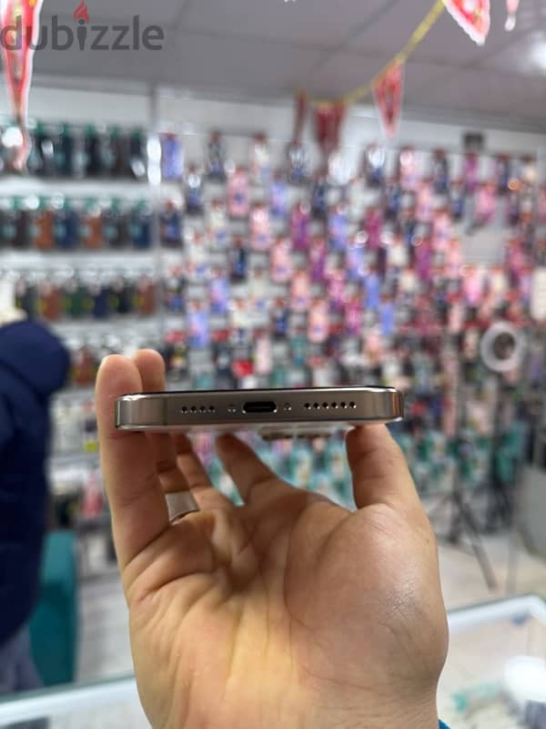 iPhone 16 pro max  256 giga  health %100  Za  خالص ضرايب 2 شريحه 6