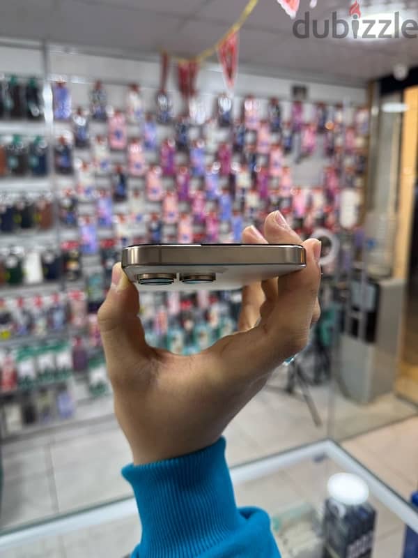 iPhone 16 pro max  256 giga  health %100  Za  خالص ضرايب 2 شريحه 7