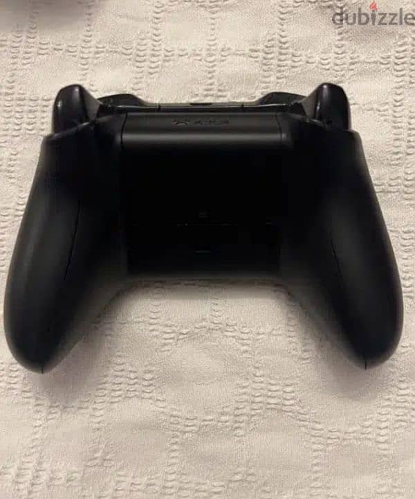 XBOX ONE Controller with bluetooth 1