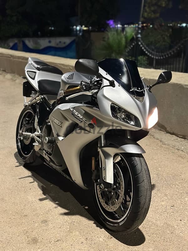 Honda 1000rr//2007 0