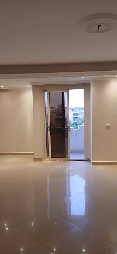 A very luxurious apartment for rent in a distinguished location in Narges Villas