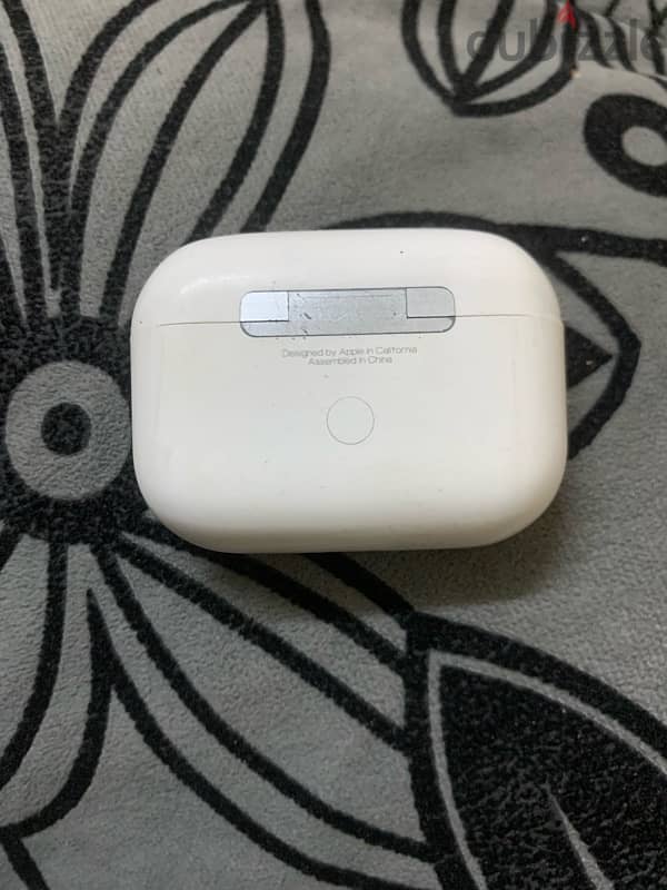 apple airpods pro used 0