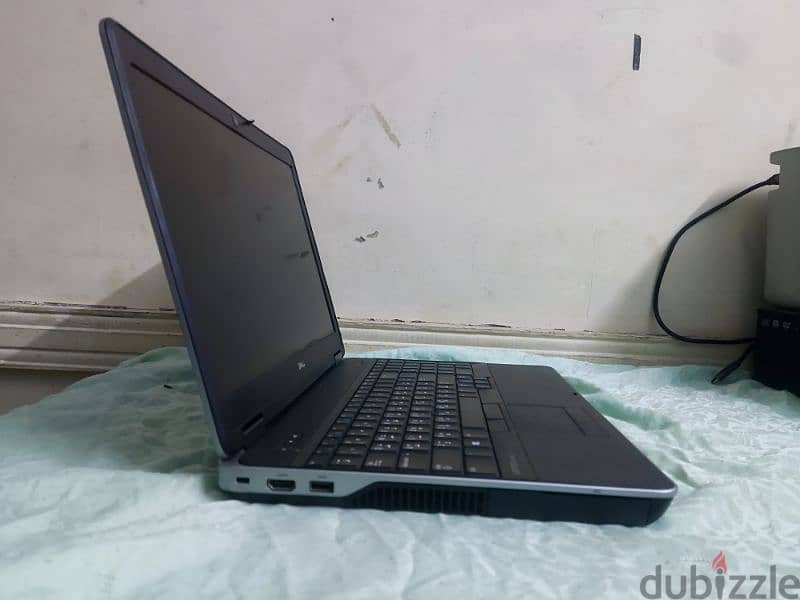 dell atitude E6540 1