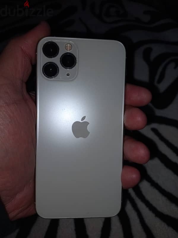 iPhone 11 Pro 1