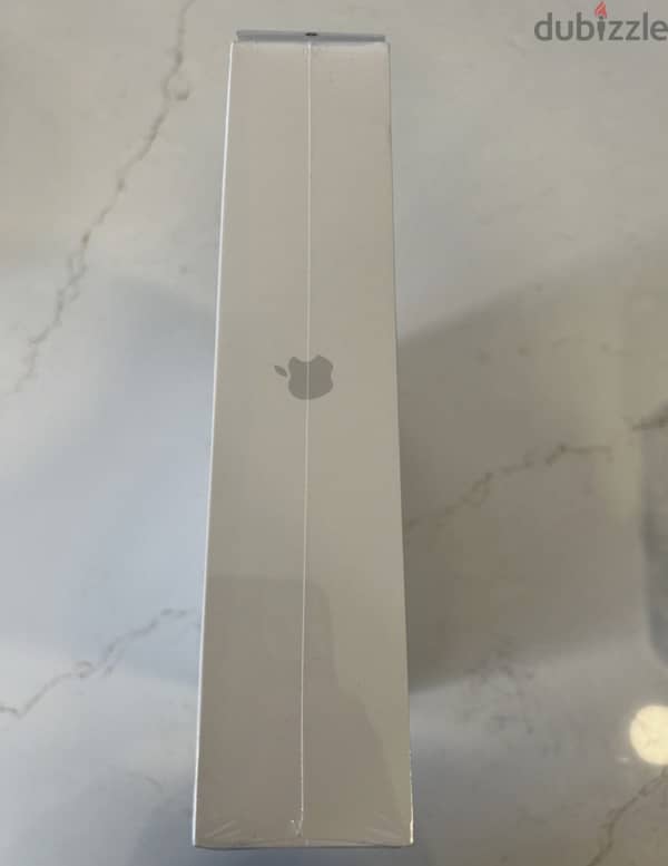 Apple MacBook Air M2 (Sealed) 16/512 1