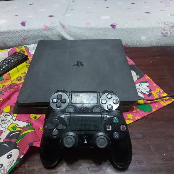 PlayStation 4 slim 1TB 2