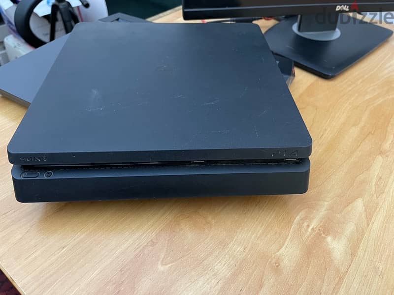 PS4 Slim 500 GB 2