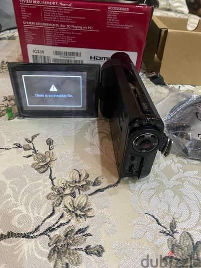 Camera  Camcorder IC330