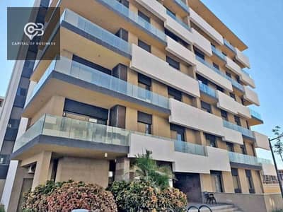 From the owner, an apartment for sale, immediate delivery, in Al Burouj - Al Shorouk - a distinguished location - a distinctive view of the sea, a par