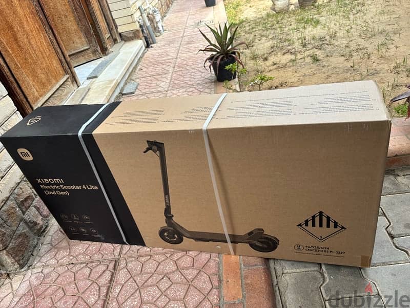 New Xiaomi Electric Scooter 4 lite (2nd Gen) 1