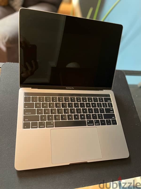 MacBook Pro 2017 Mint condition 0