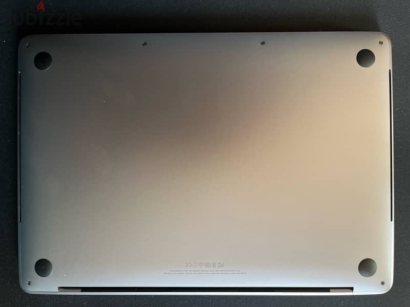 MacBook Pro 2017 Mint condition 2