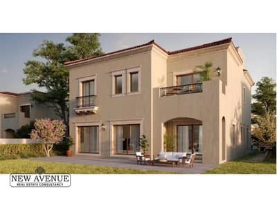 Villa  6 bedrooms with installments 1st row on golf