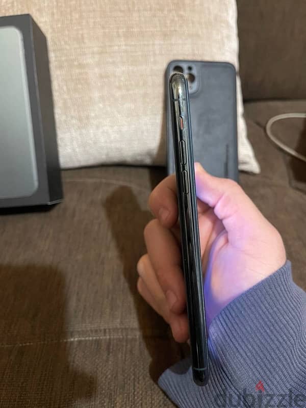 iphone 11 pro max 6