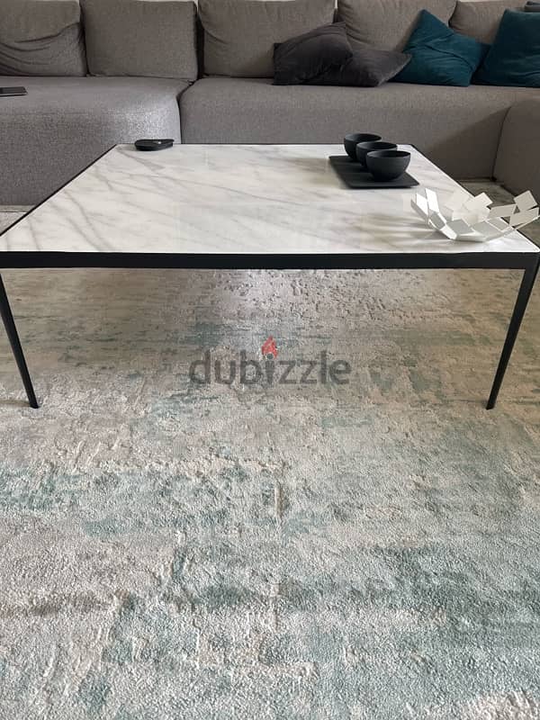 1 main table + 2 side table 4