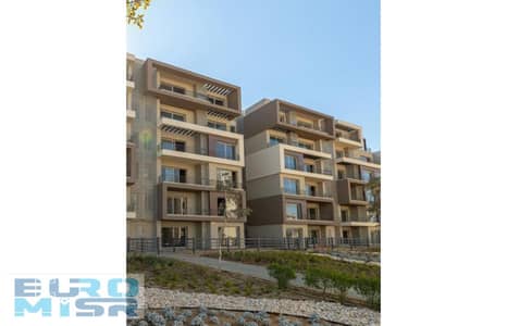 Apartment with Lowest Down payment in Palm Hills Compound , New Cairo