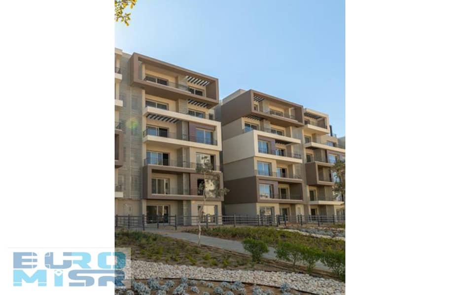 Apartment with Lowest Down payment in Palm Hills Compound , New Cairo 0