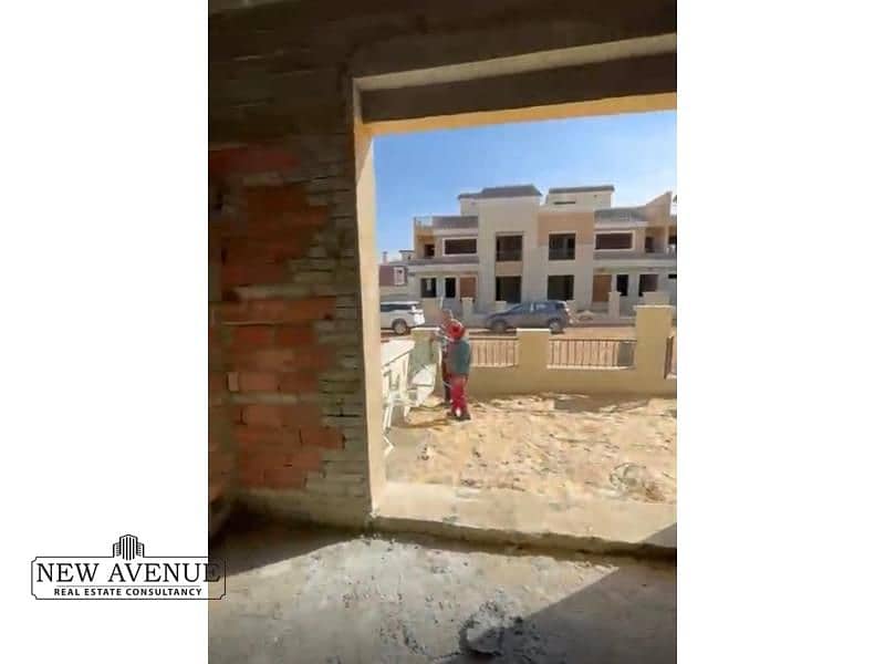 Delivered Town house middle 5 Bedrooms  4 Bathrooms  Living room   Maid's room with toilet  in Sarai Mostakbal City 0