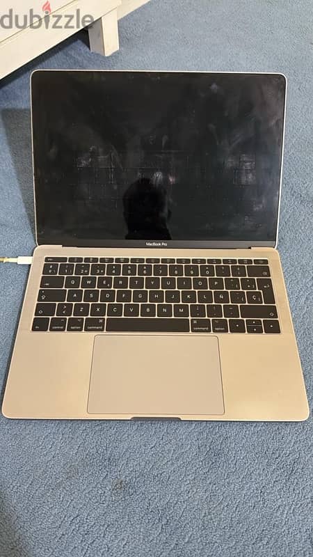 MacBook Pro 0