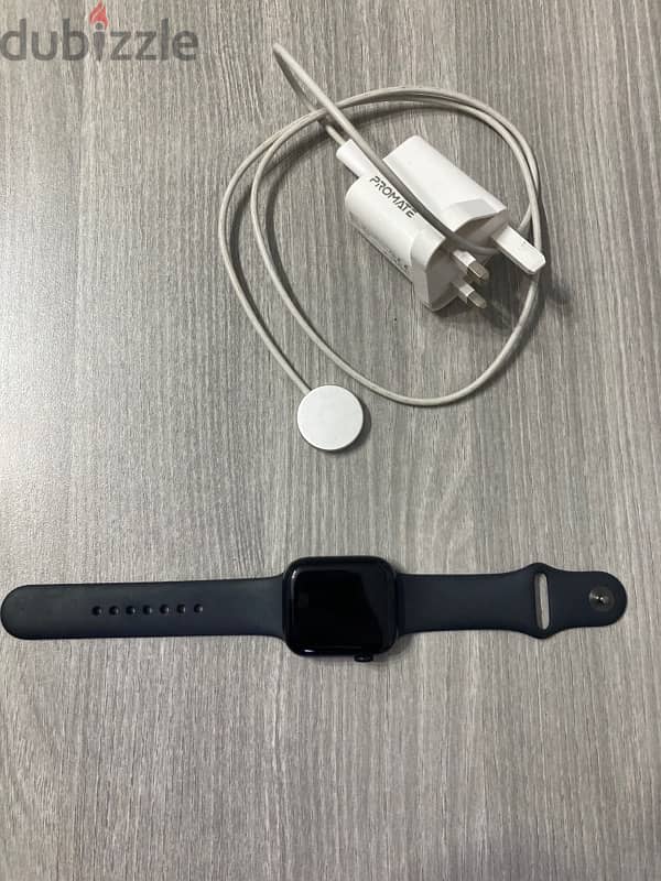 apple watch series7 45mm midnight 0