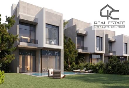 Villa stand alone resale 425 m 6 bedrooms for sale in prime location with down payment and installments in Saada New Cairo