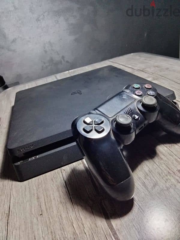 playstation 4slim 0