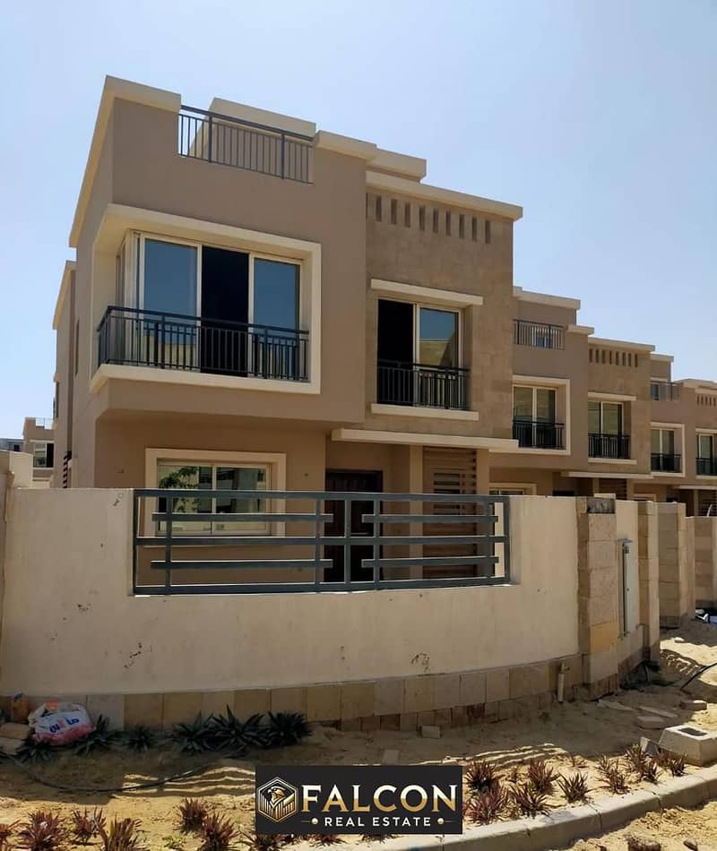 Townhouse corner villa in the heart of the first settlement next to Cairo Airport and Gardenia in Taj City Compound with a 42% discount 0