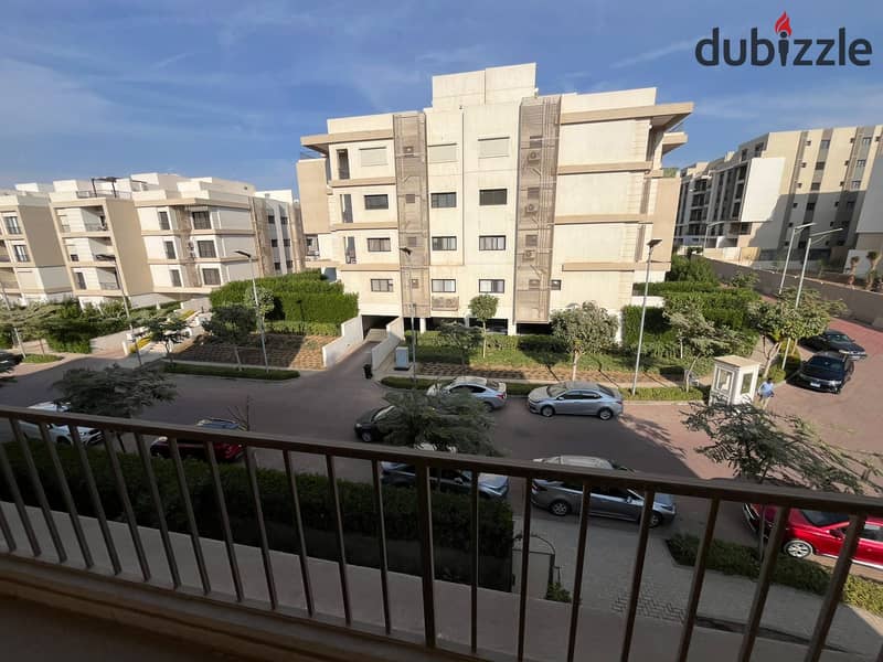 Apartment for sale in fifth square New Cairo ready to move under market price 0