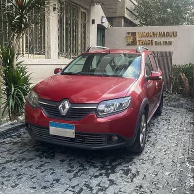 رينو سانديرو ستيب واى Topline  2015 Renault Stepway