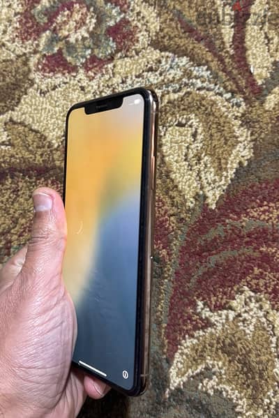 iPhone 11 Pro max 256 بطاريه ٧٠٪؜