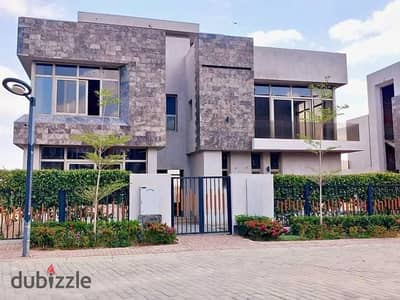 Townhouse 210 m for sale in Sun Capital Compound designed by Hany Saad with 5% down payment and installments up to 10 years SUN CAPITAL