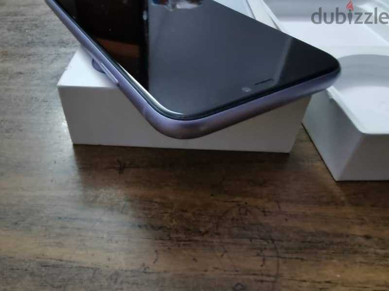 Iphone 11_128 بكل حاجته الاصلية للبيع 8