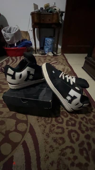 Dc shoes