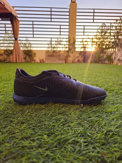 Nike Football Original 44 - حذاء نايك اصلي 44