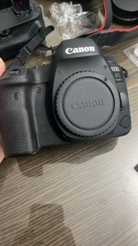 canon 6d mark ii 0