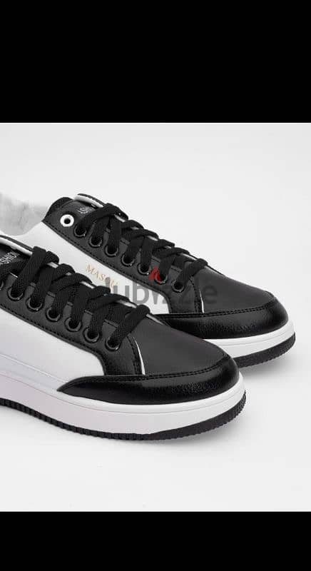 FASHION SKATEBOARDING SHOES 1