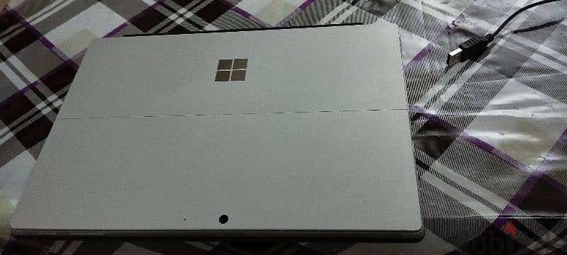 Microsoft surface pro 1866 2