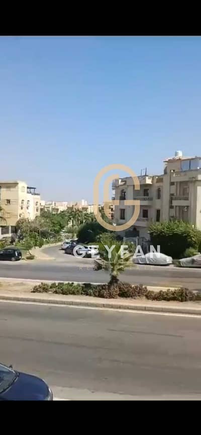 For Quick Sale  Apartment in a villa in Fifth Settlement for sale!    Just steps away from Fatma El-Sherbiny Mosque on 79 Axis   - First Floor172 sqm6